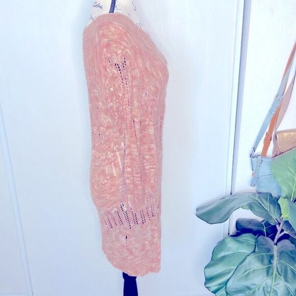 MODA International Knit Top Size Medium - Picture 2 of 4